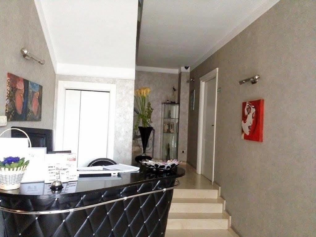 Hotel Boutique Vila Arte Бухарест Экстерьер фото